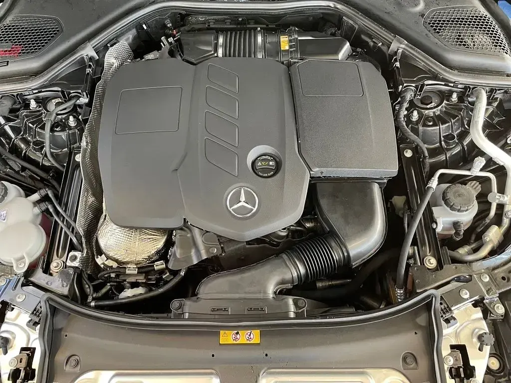 Gebraucht Mercedes E300 AMG 313 PS (230 kW) 2026 Grau Limousine