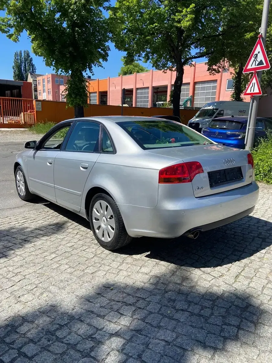 Gebraucht Audi A4 2005 Silber Limousine