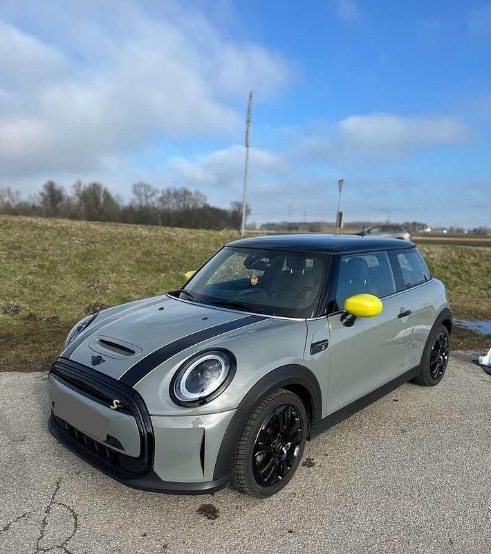 Gebraucht Mini Cooper SE Essential 135 kW (184 PS) 2022 Kleinwagen