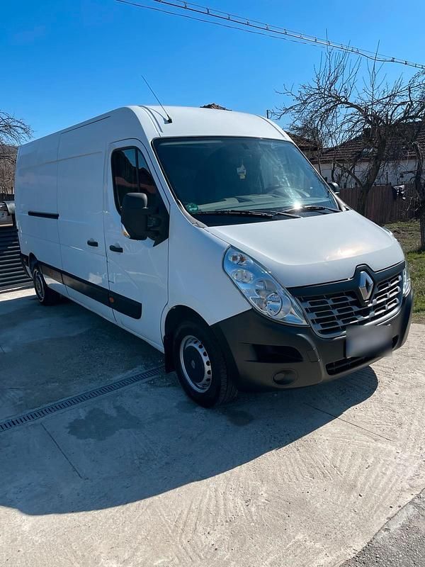 Second-hand Renault Master 177 CP (130 kW) 2016 Alb Van