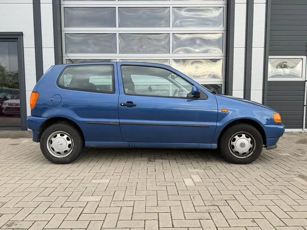 Gebraucht VW Polo 60 PS (44 kW) 1999 Blau Limousine