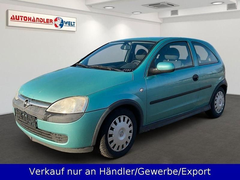 Grün Gebraucht 2002 Opel Corsa Limousine | 599 € (Superpreis) - Bild 1/4