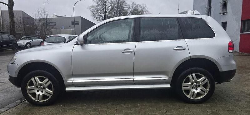 Gebraucht VW Touareg 224 PS (164 kW) 2006 Silber SUV