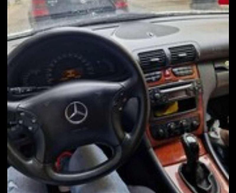 Gebraucht Mercedes 180 140 PS (102 kW) 2004 Grau Limousine