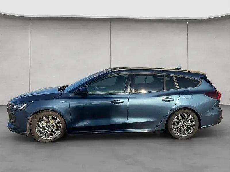 Gebraucht Ford Focus ST-Line X 155 PS (114 kW) 2024 Chrome blue metallic Kombi