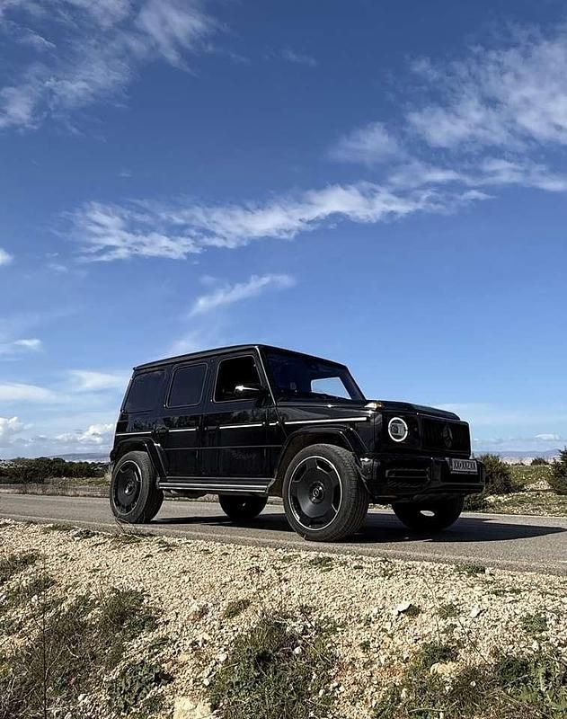 Schwarz Gebraucht 2019 Mercedes G350 AMG SUV | 92.000 € - Bild 1/4