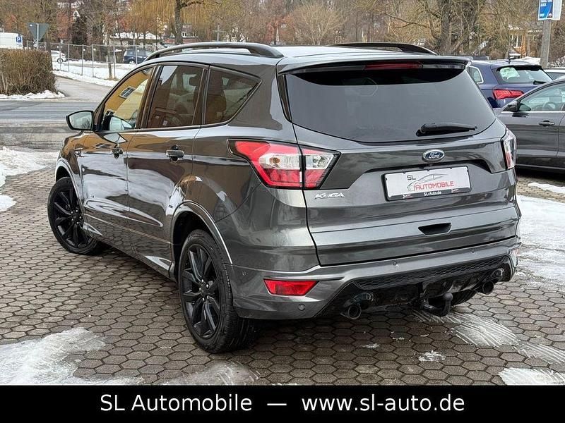 Gebraucht Ford Kuga ST-Line 179 PS (131 kW) 2017 Magnetic SUV