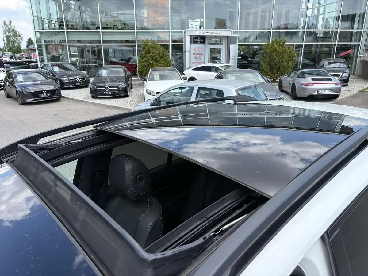 Gebraucht Mercedes GLE300 AMG 272 PS (200 kW) 2022 Weiß SUV