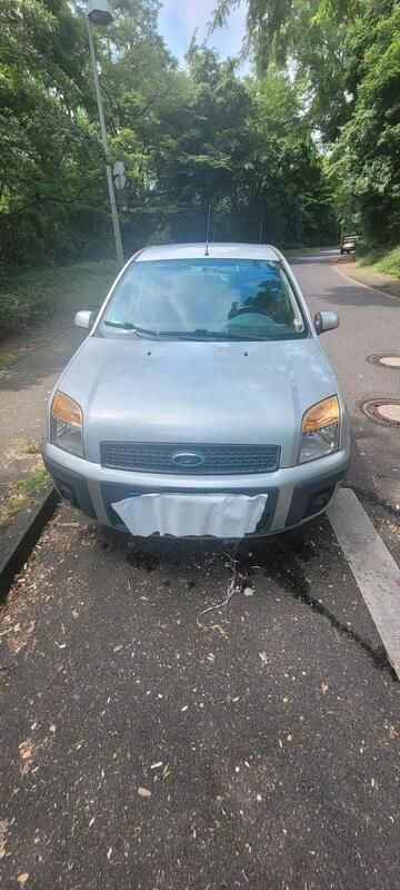 Grau Gebraucht 2009 Ford Fusion Kleinwagen | 2.800 € (Fairer Preis) - Bild 1/4