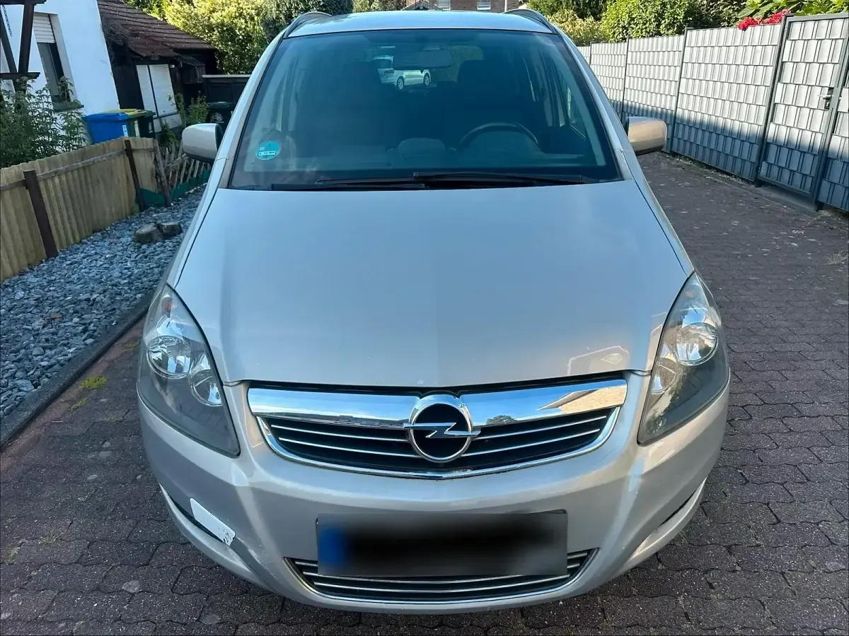 Gebraucht Opel Zafira 150 PS (110 kW) 2010 Van / Kleinbus