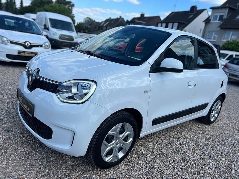 Weiß Gebraucht 2020 Renault Twingo LIMITED Kleinwagen | 8.499 € (Fairer Preis) - Bild 1/4