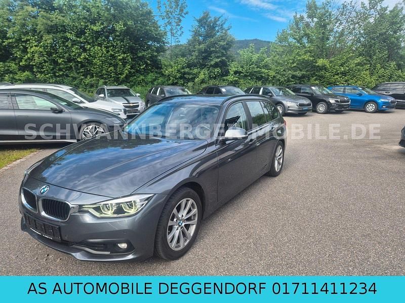 Grau Gebraucht 2018 BMW 320 Advantage Kombi | 9.999 € (Guter Preis) - Bild 1/4