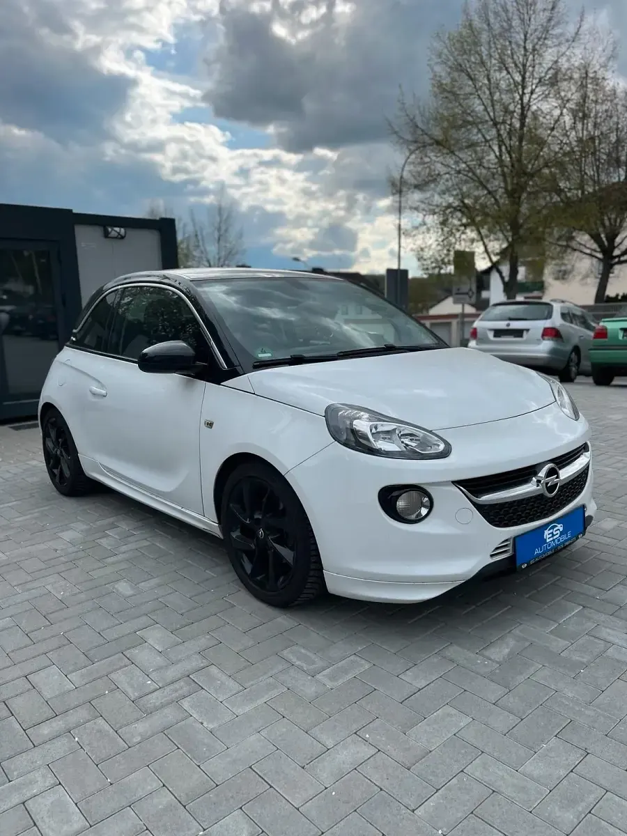 Gebraucht Opel Adam Sport 116 PS (85 kW) 2017 Weiß Kleinwagen