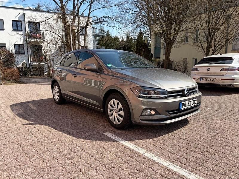 Gebraucht VW Polo Join 95 PS (69 kW) 2019 Grau Kleinwagen