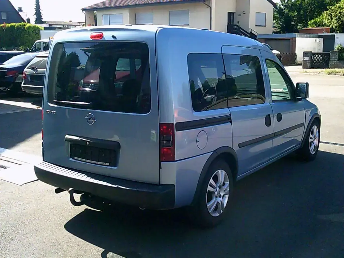 Gebraucht Opel Combo Edition 90 PS (66 kW) 2006 Aeroblau mi2 Van / Kleinbus