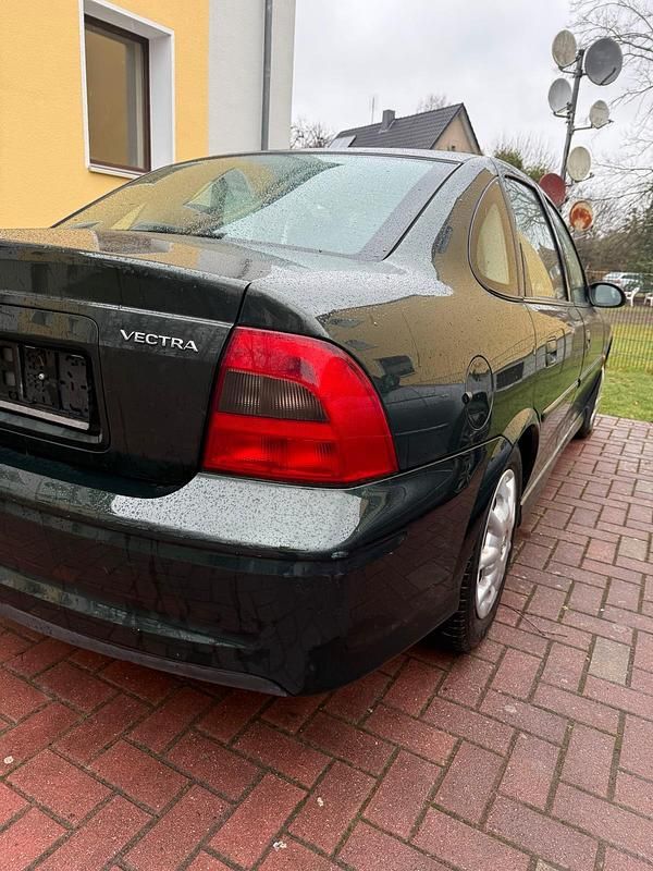 Gebraucht Opel Vectra 101 PS (74 kW) 2001 Limousine