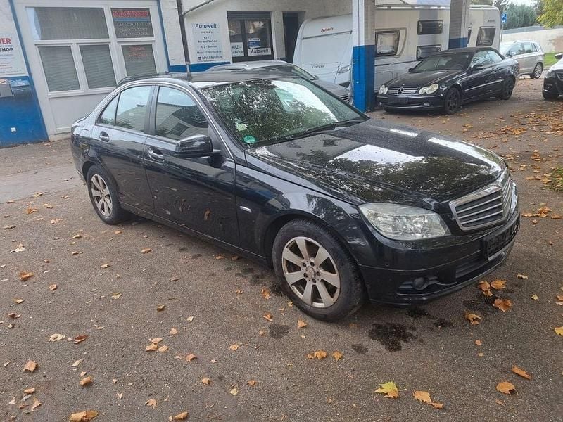 Gebraucht Mercedes C180 156 PS (114 kW) 2009 Schwarz Limousine