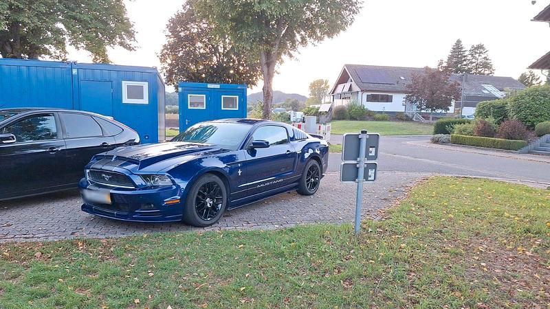 Gebraucht Ford Mustang 307 PS (225 kW) 2013 Blau Coupé