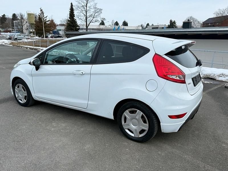 Gebraucht Ford Fiesta Sport 90 PS (66 kW) 2010 Weiß Kleinwagen