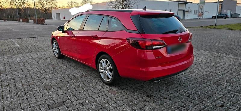Gebraucht Opel Astra 160 PS (117 kW) 2016 Rot Kombi