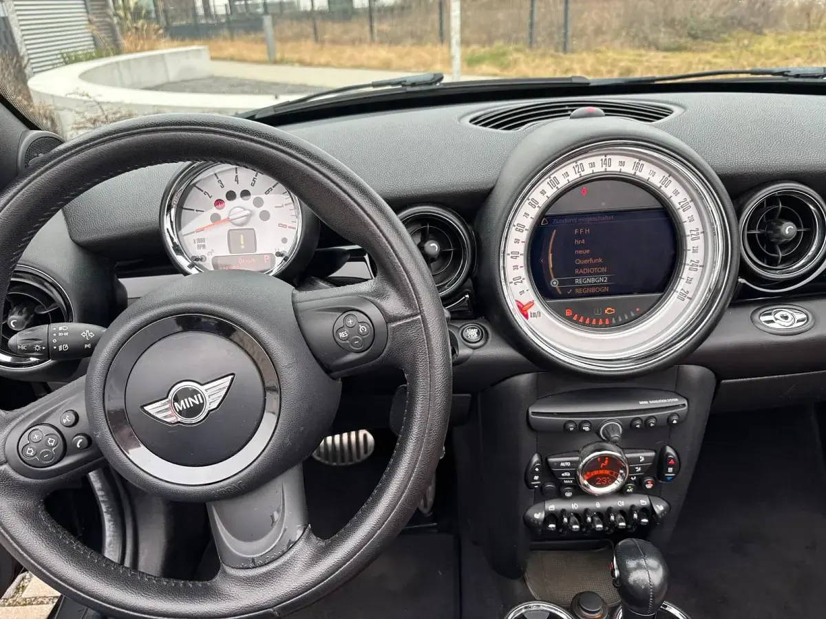 Gebraucht Mini Cooper S Roadster 184 PS (135 kW) 2012 Schwarz Cabrio