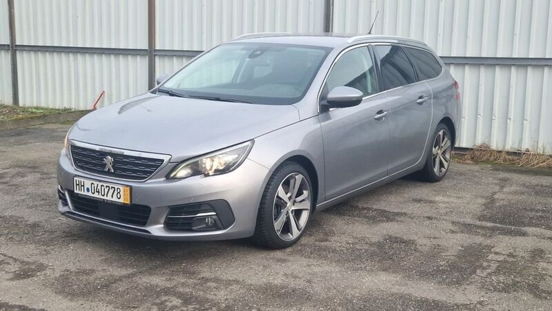 Gebraucht Peugeot 308 Allure 120 PS (88 kW) 2018 Grau Kombi