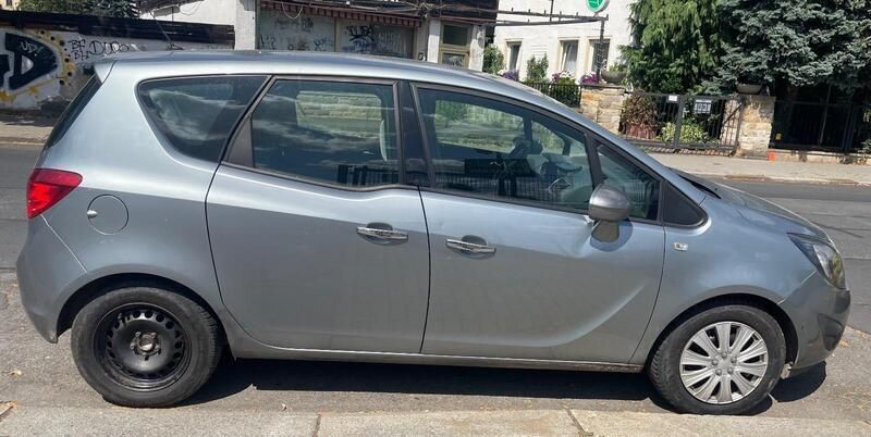 Gebraucht Opel Meriva 101 PS (74 kW) 2011 Grau Van / Kleinbus