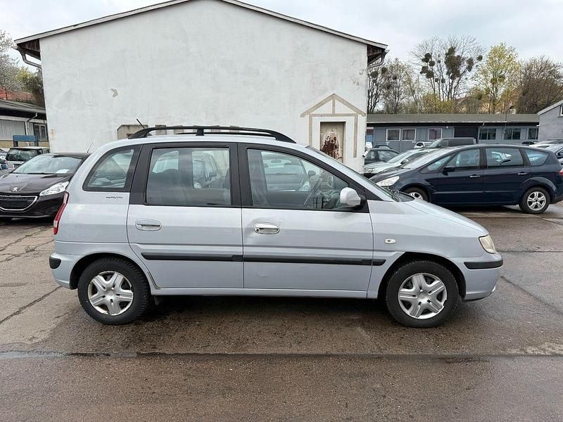 Second-hand Hyundai Matrix 110 CP (80 kW) 2006 Gri Monovolum
