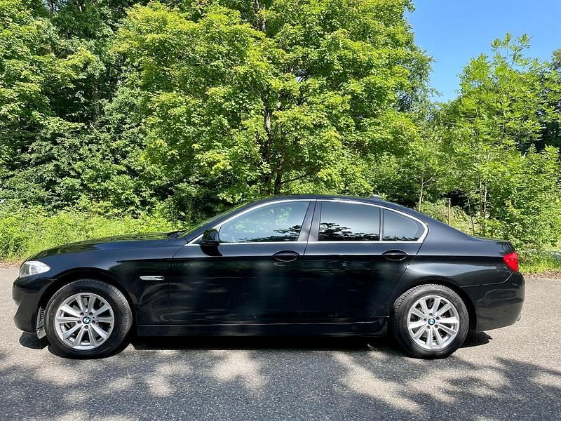 Gebraucht BMW 528 258 PS (189 kW) 2011 Schwarz Limousine