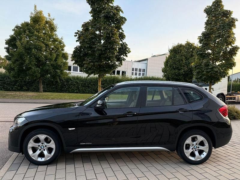 Gebraucht BMW X1 Sport Line 177 PS (130 kW) 2011 Schwarz SUV