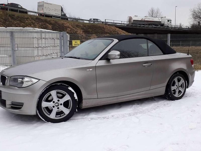 Gebraucht 2011 BMW 118 Cabriolet Sport Line Cabrio | 4.100 € (Superpreis) - Bild 1/4