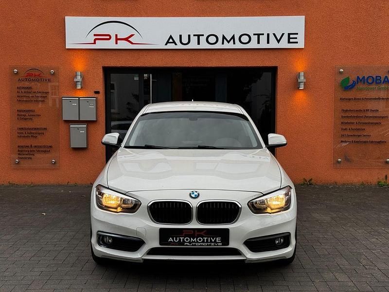 Weiß Gebraucht 2015 BMW 116 Advantage Kleinwagen | 4.990 € (Guter Preis) - Bild 1/4