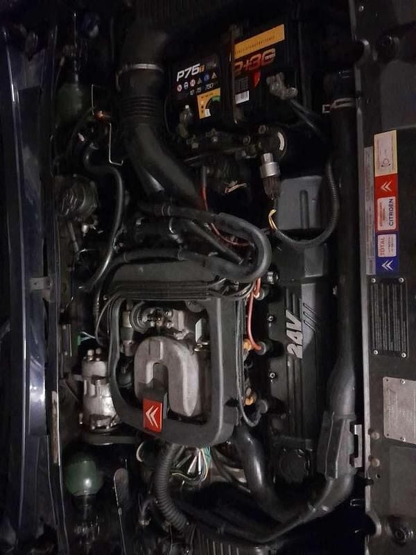 Blau Gebraucht 1992 Citroën XM Limousine | 12.500 € - Bild 1/4