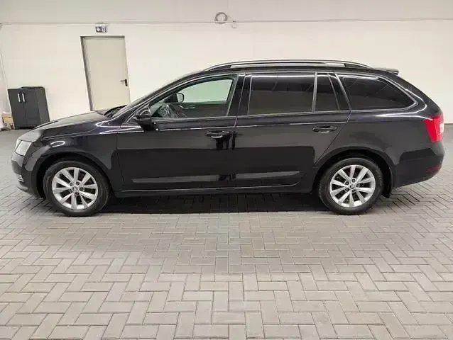 Gebraucht Skoda Octavia Style 150 PS (110 kW) 2018 Magicschwarzmet. Kombi