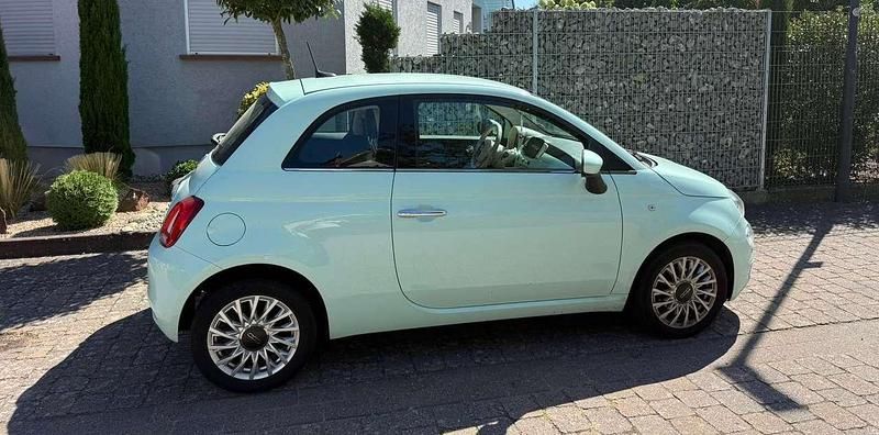 Grün Gebraucht 2019 Fiat 500 Lounge Limousine | 7.990 € (Guter Preis) - Bild 1/4