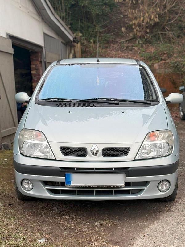 Silber Gebraucht 2006 Renault Scénic II Van / Kleinbus | 1.250 € - Bild 1/4