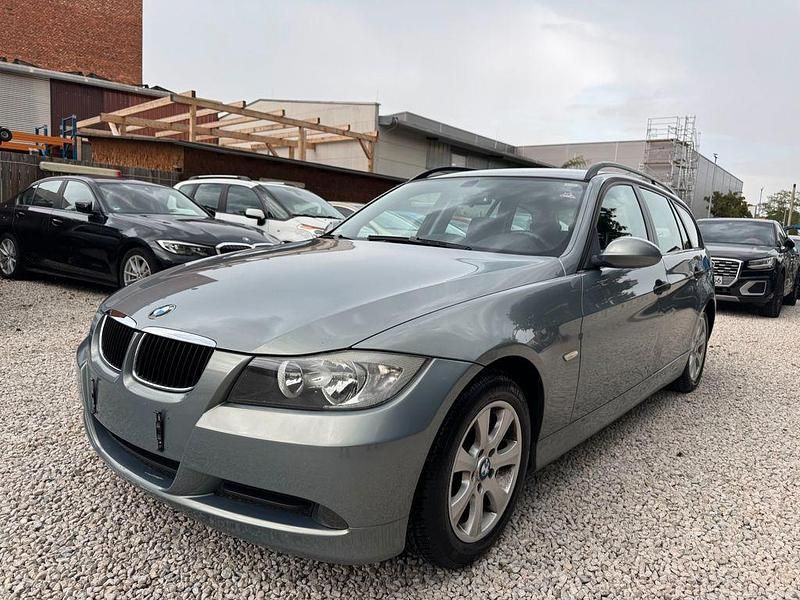 Grau Gebraucht 2006 BMW 318 Kombi | 2.290 € (Superpreis) - Bild 1/4
