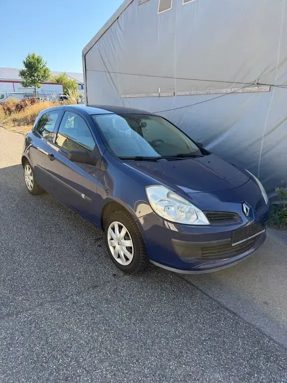 Gebraucht Renault Clio II Authentique 75 PS (55 kW) 2006 Blau Limousine