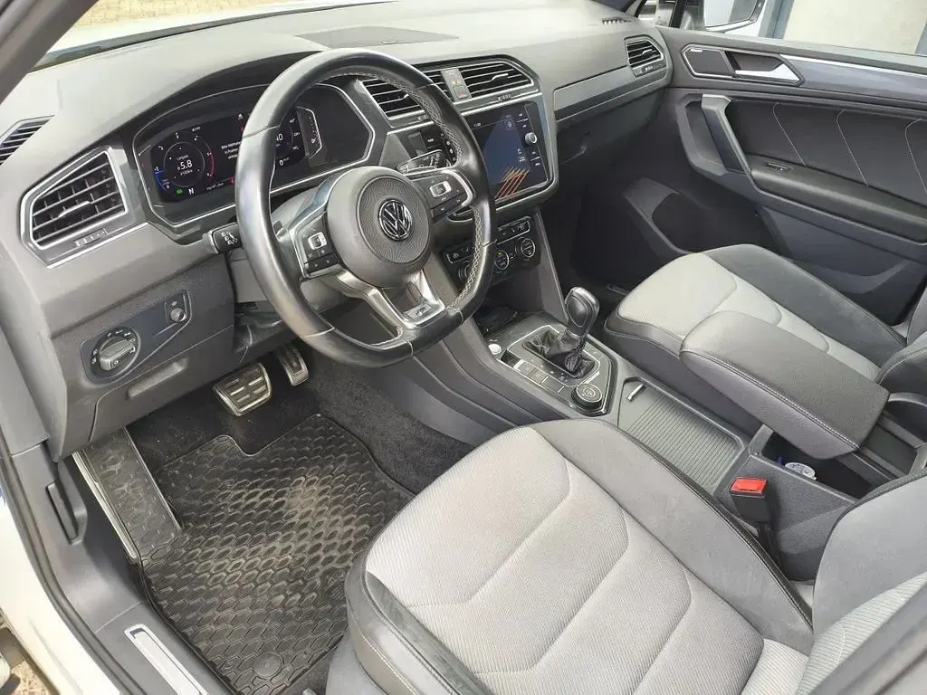 Gebraucht VW Tiguan R-line 239 PS (175 kW) 2019 Pure white SUV