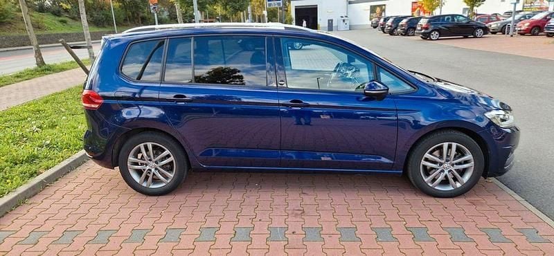 Gebraucht VW Touran Sound 150 PS (110 kW) 2017 Blau Van / Kleinbus