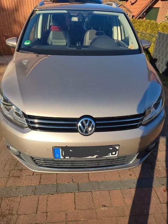 Gebraucht VW Touran Life 140 PS (102 kW) 2013 Beige Van / Kleinbus