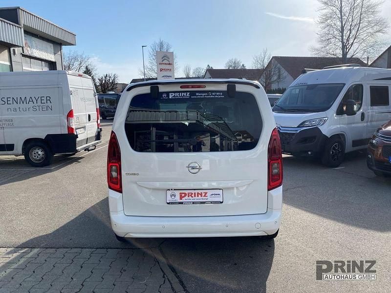 Gebraucht Opel Combo Life Elegance 131 PS (96 kW) 2022 Weiß Van / Kleinbus