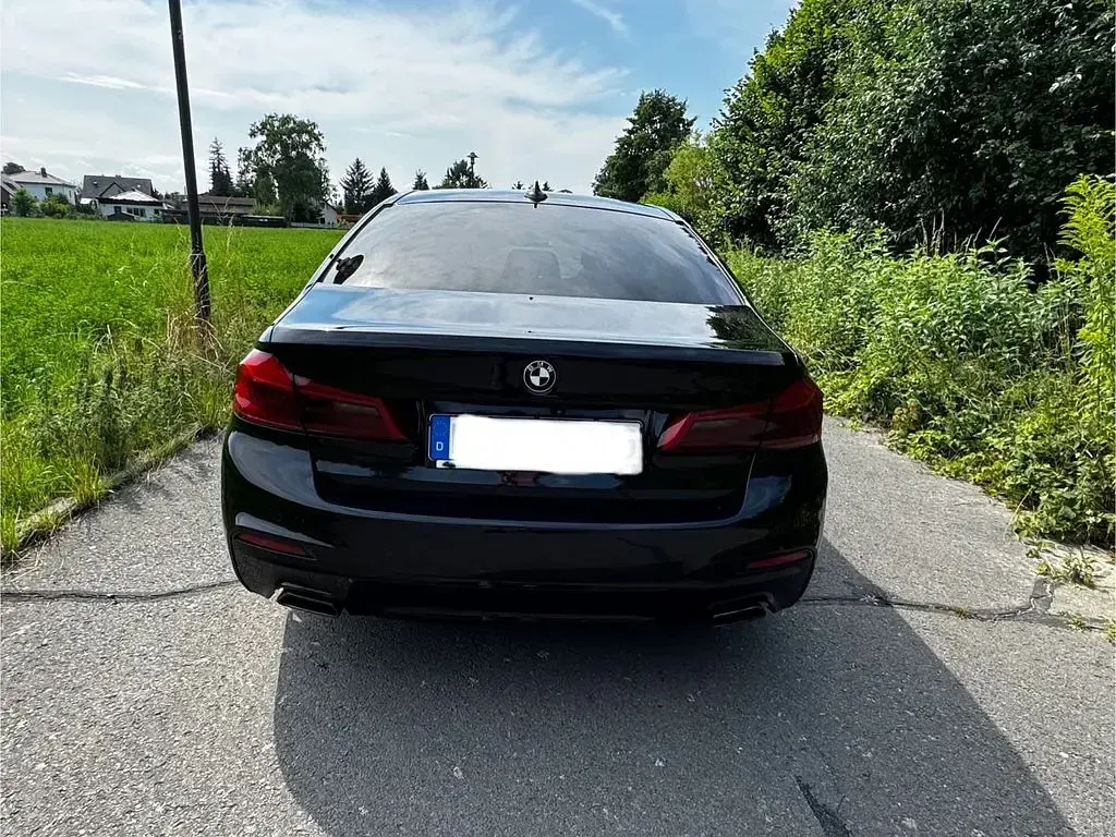 Gebraucht BMW 530 Performance 252 PS (185 kW) 2018 Schwarz Limousine