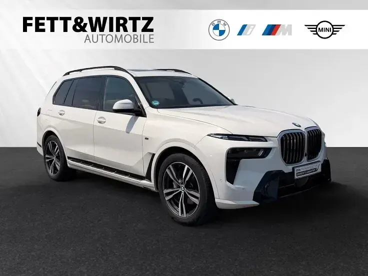 Gebraucht BMW X7 Sport Line 381 PS (280 kW) 2025 SUV
