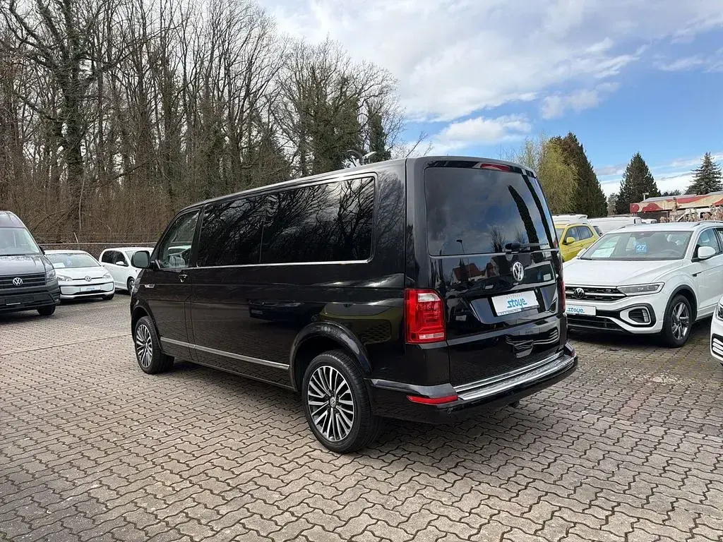 Gebraucht VW Multivan Comfortline 204 PS (150 kW) 2017 Deep black perleffekt Van / Kleinbus