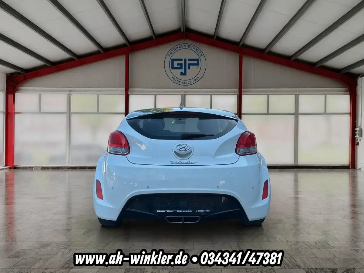 Gebraucht Hyundai Veloster Style 140 PS (102 kW) 2012 Weiß Kleinwagen