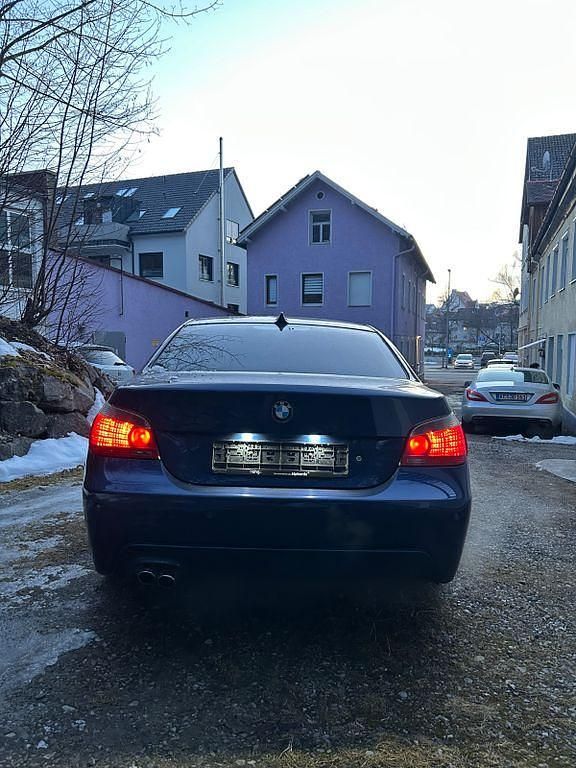 Gebraucht BMW 525 M Sport 192 PS (141 kW) 2004 Blau Limousine