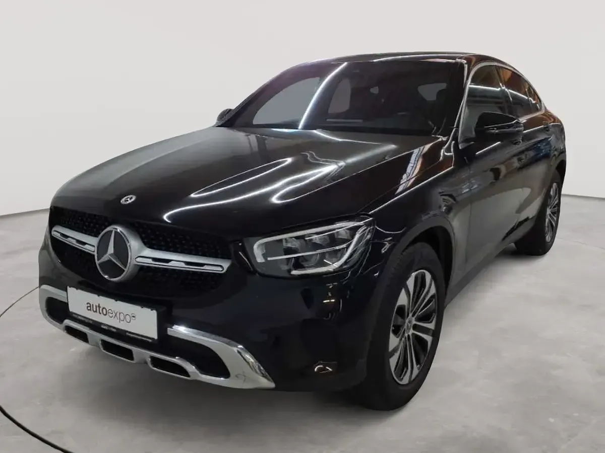 Gebraucht Mercedes GLC200 197 PS (144 kW) 2022 Obsidianschwarz metallic SUV
