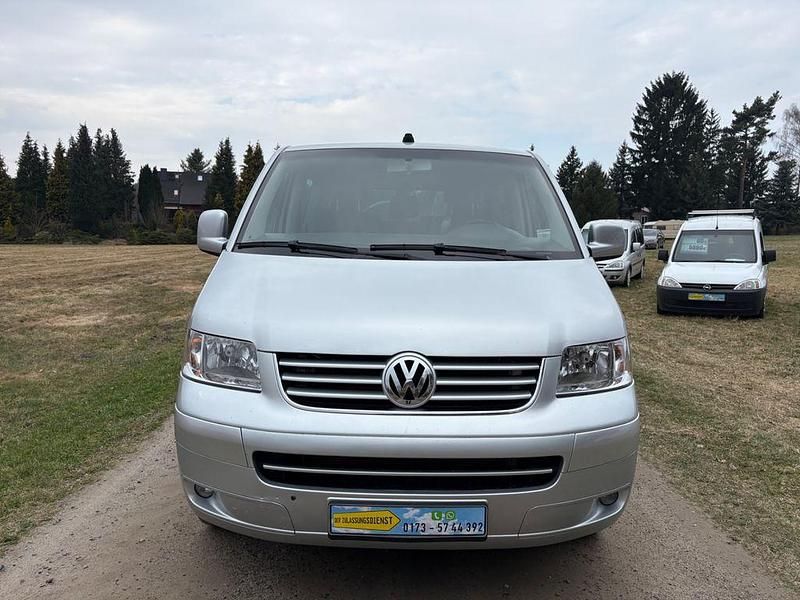 Gebraucht VW T5 131 PS (96 kW) 2005 Silber Van