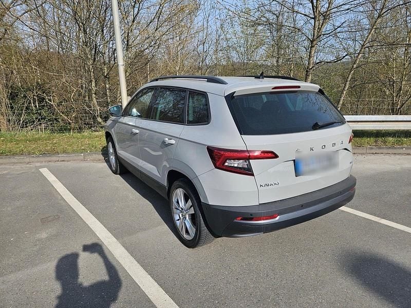 Gebraucht Skoda Karoq 150 PS (110 kW) 2021 Grau SUV